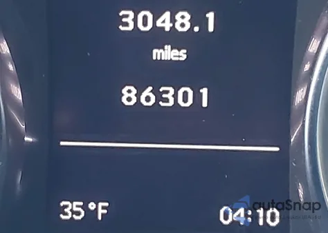 2013 Mercedes-Benz Slk 250 z USA, uszkodzony, nr VIN WDDPK4HA1DF059743